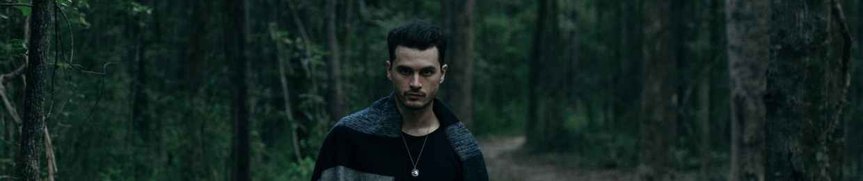 Michael Malarkey.