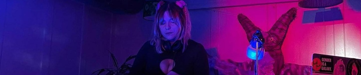 DJ Ginny Trash
