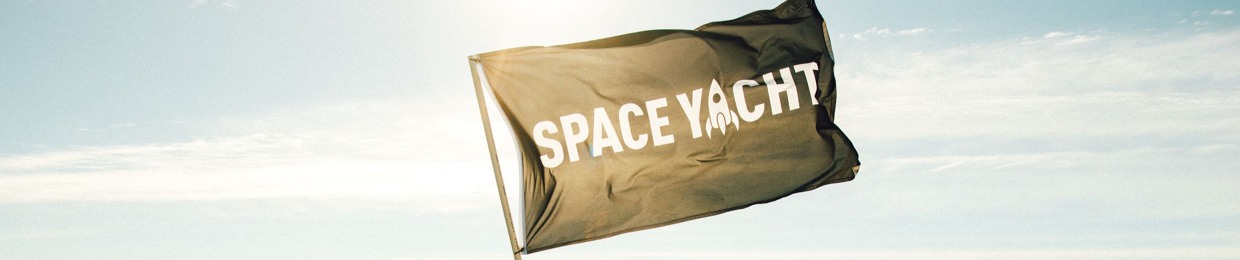 SPACE YACHT