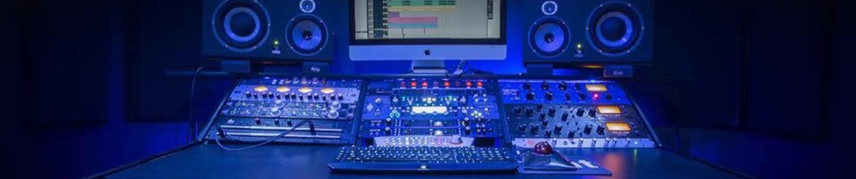 Ian Jeisy (Mix Engineer/Producer)