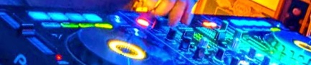 DJ CURBDOG