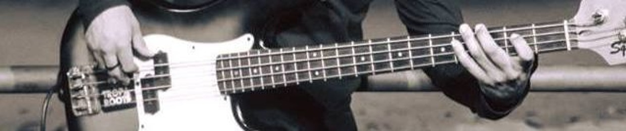 Cesar Carvalho Bass Man