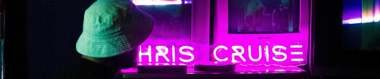 CHRIS NOVAA