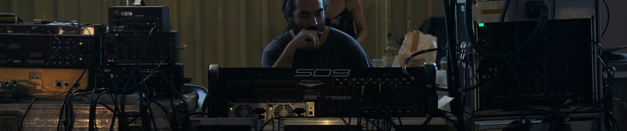 Nikos Trialonis audio recording mixing engineer