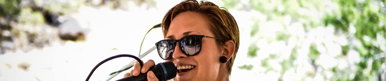 ELLELLE --- ((Laughing)) Lady Love)