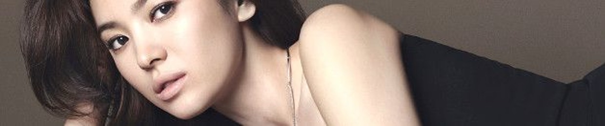 Dewi Damaa2