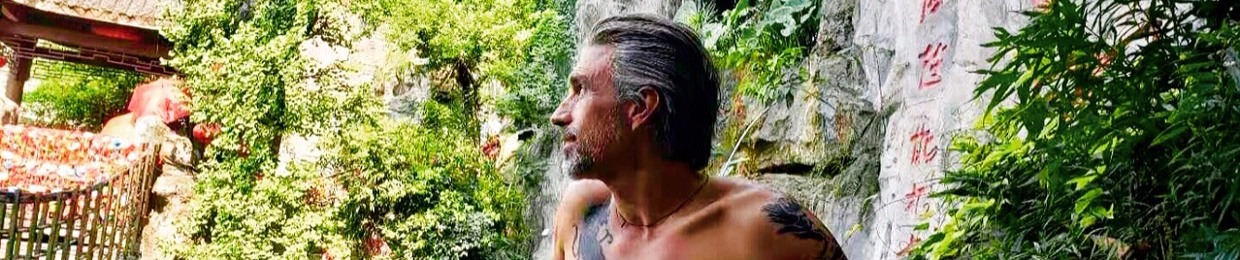 Carlos MC