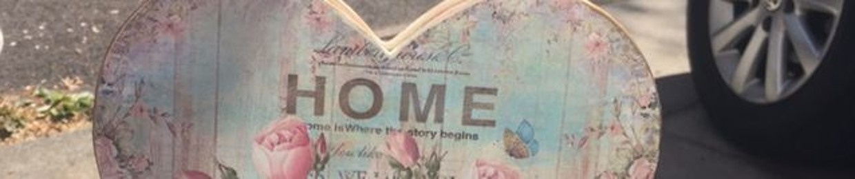 Roxanne The girl with the blue hair