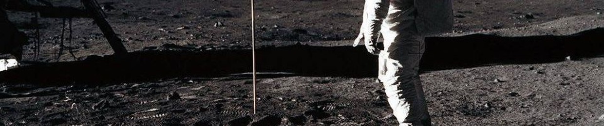 Space head claan creative display