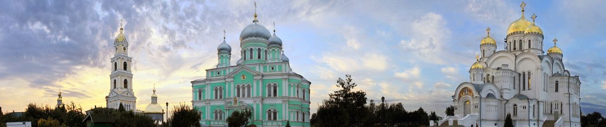 Михайлов