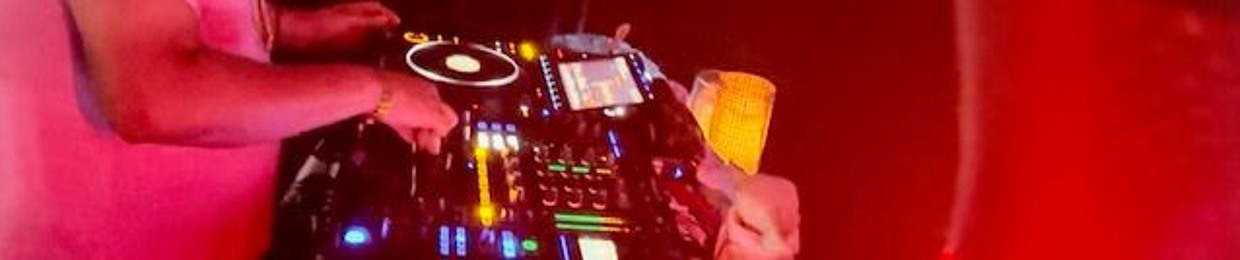 DJ de la Renta - DLR