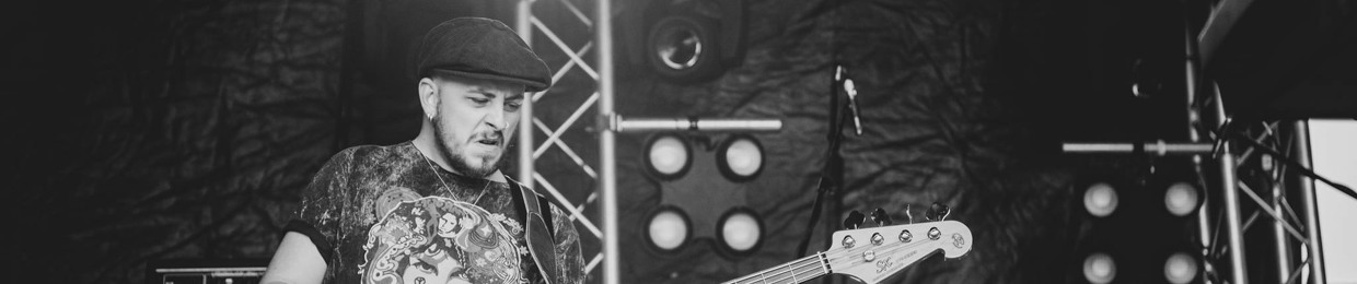 THE THIEVING MAGPIES