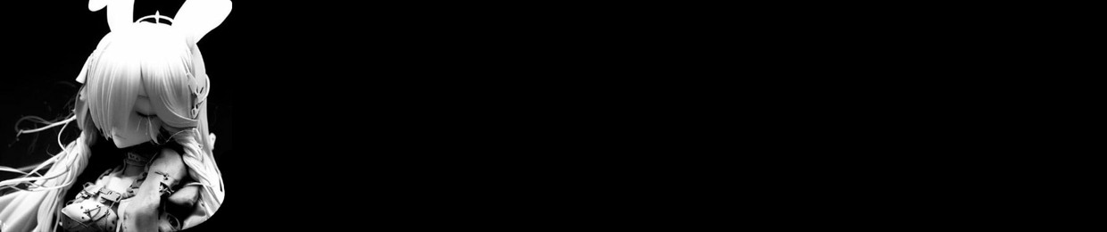 700