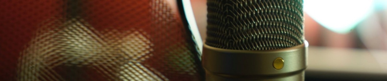 Robert Oleysyck - Voice Over Artist