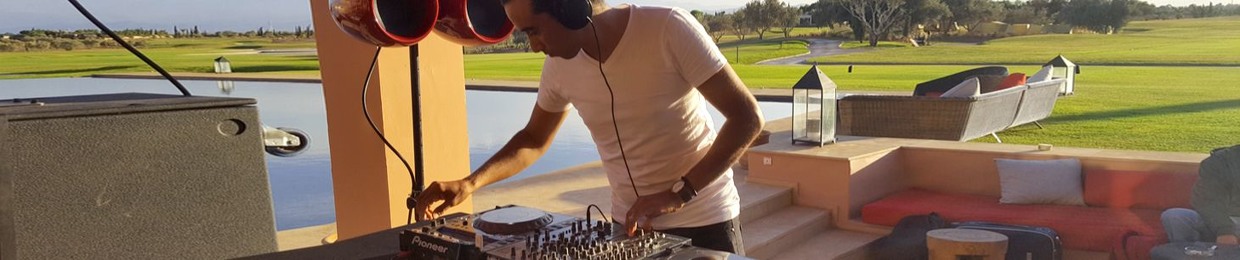 DJ Kross Well