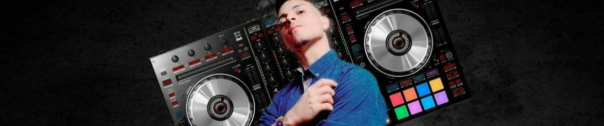 DJ Carlos Medina
