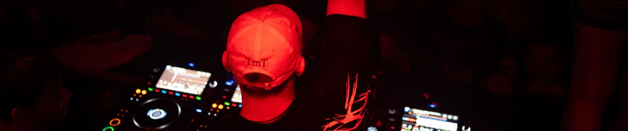 TmT
