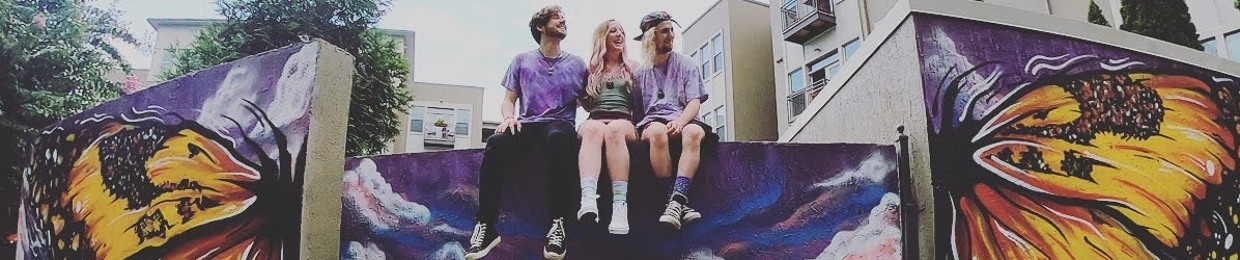 CRiMLiN COLLECTiVE