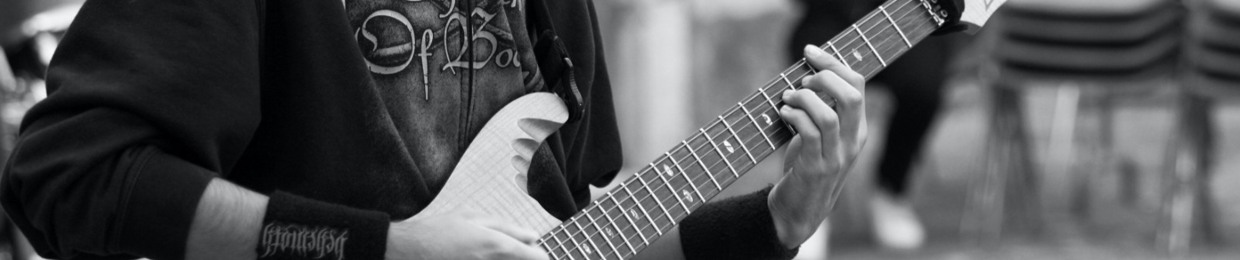 Amedeo_guitarist