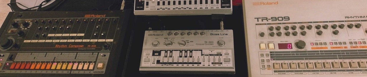 Synthbotics