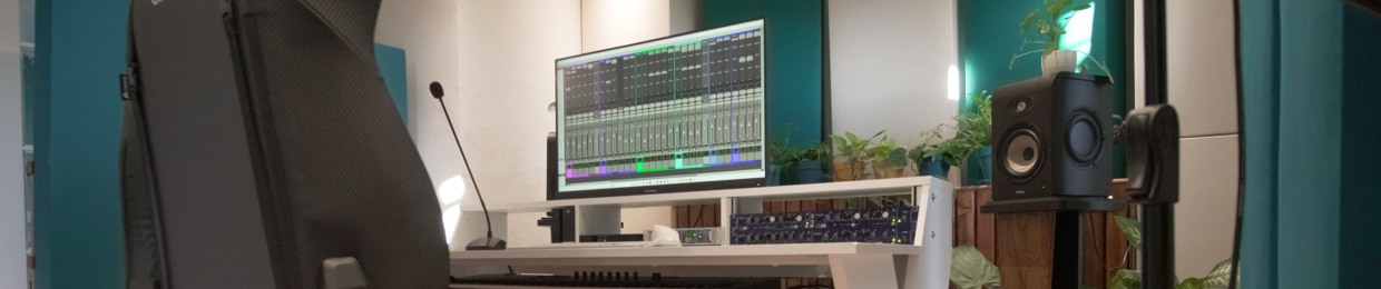 Studio True Peak