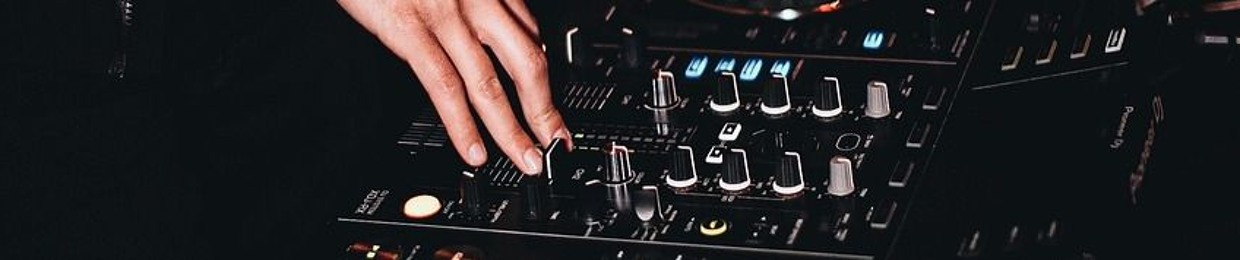 DJ Can Yapıcı
