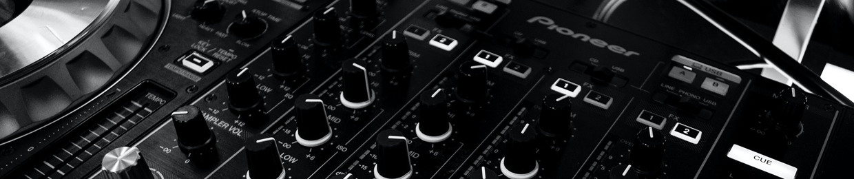 DJ Larry♥Love