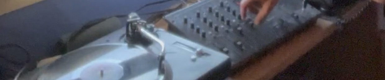dj Brusly