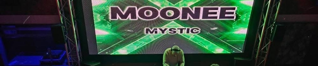DJ Moonee