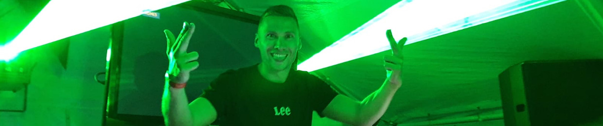 Lee