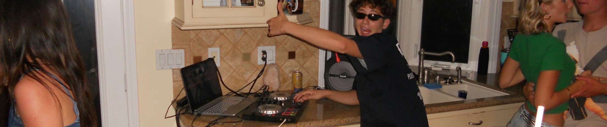 DJ loganC