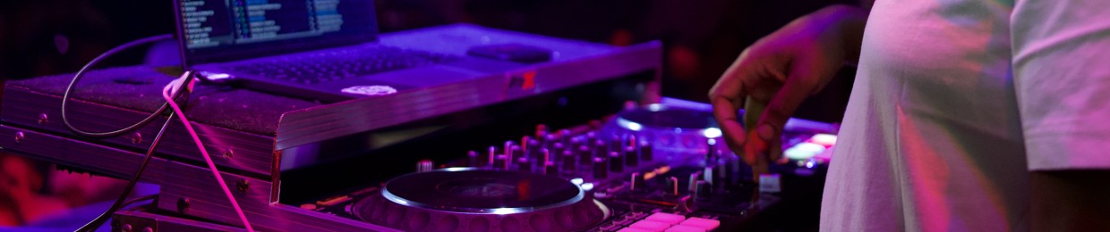 DJ BIZZY B