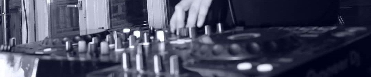 DJ wolf