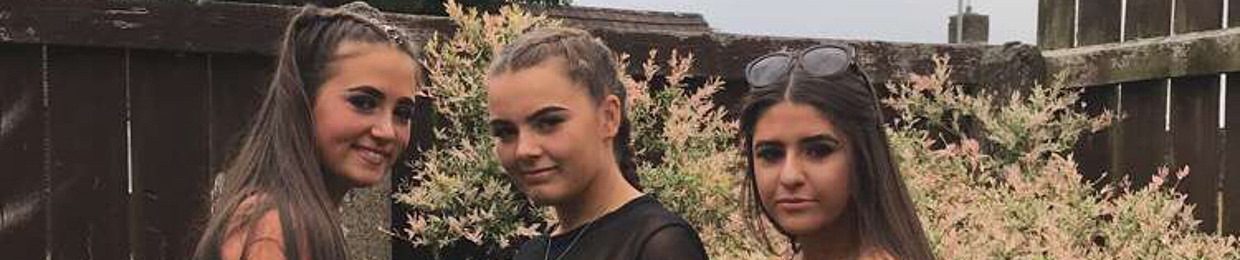 Nicole Harbron x