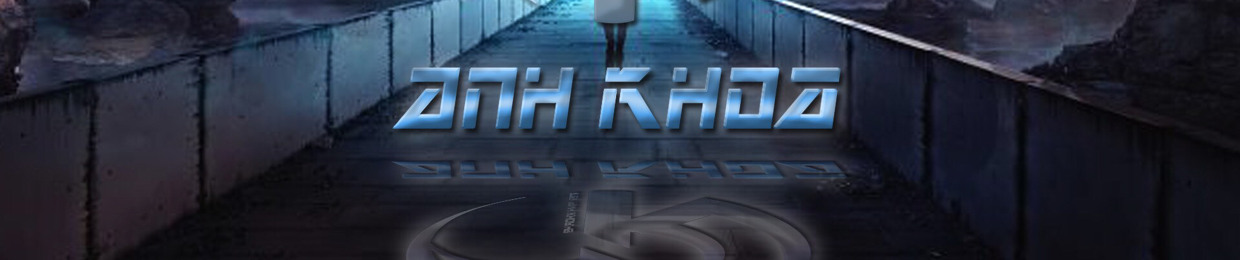 Khoa Đang Tập Làm Nhạc
