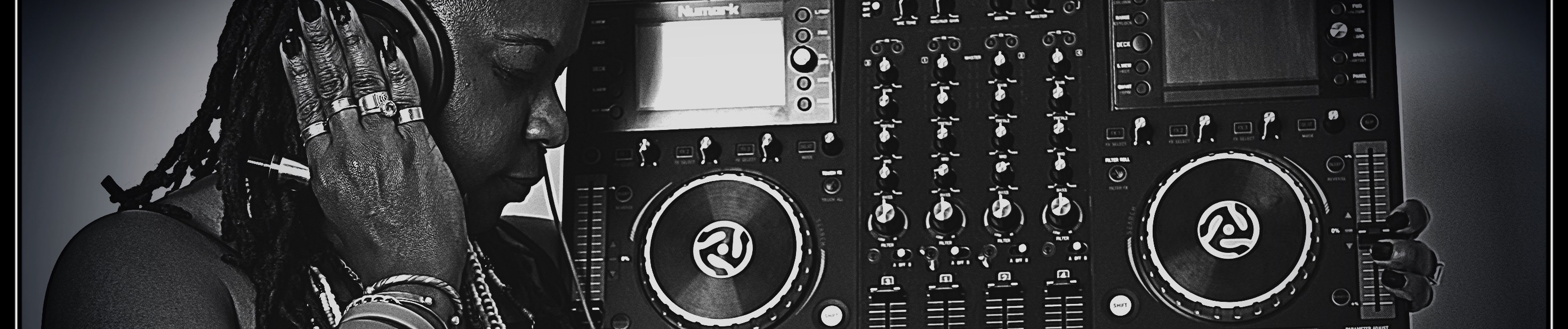 SoundCloud banner for @angola