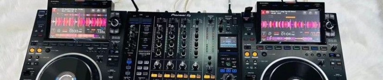 Dũng Nguyễn on the mix