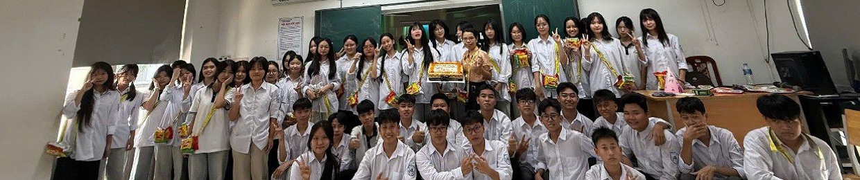 Quang Huy🙂‍↕️