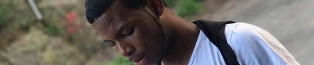 Masked_Up_Lowskii💰🎤🦍❤️