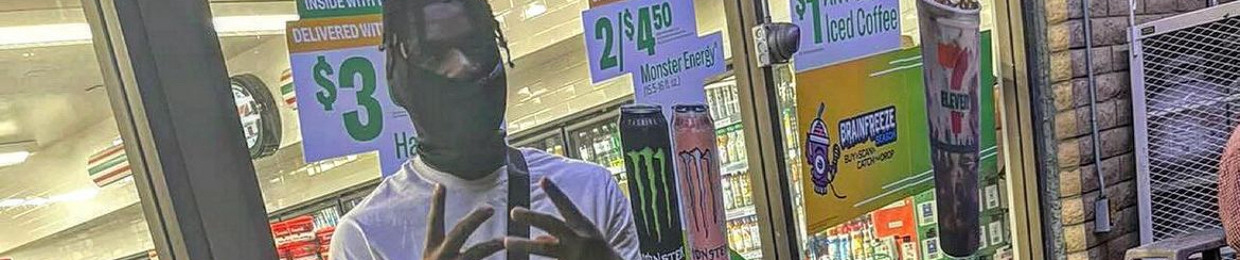 ZAY Bcb  (CEO) @benchasinbluestrips
