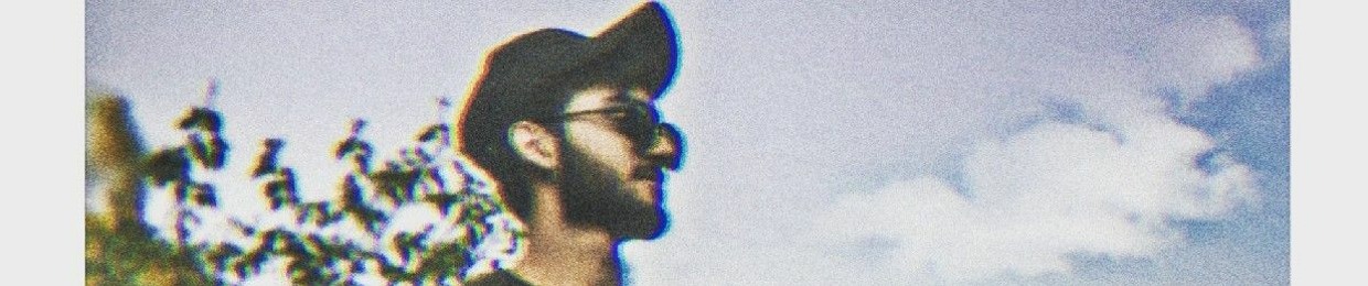 Rᴀᴊᴀ AʜᴍᴀD 👑🥀