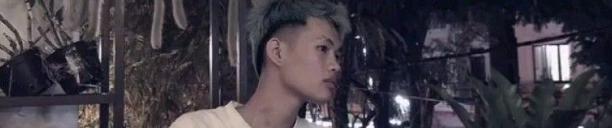 Hoàng Tuấn