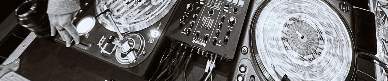 DJ TOMMY BOY