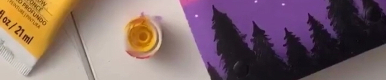 Becca ╰(*´︶`*)╯♡