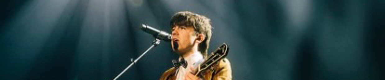 i 💞 declan mckenna