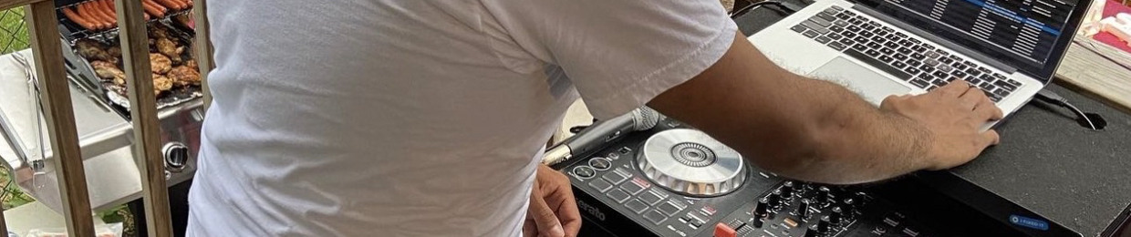 DJ DPlay