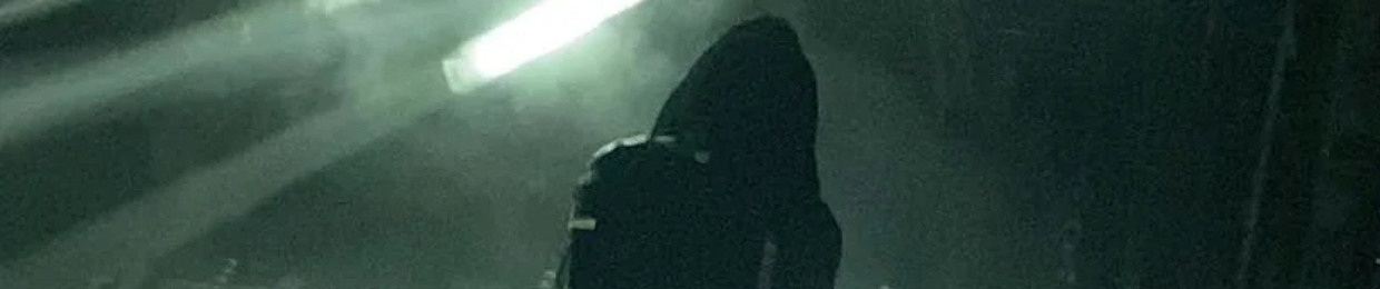 🧛🏿‍♂️🤫
