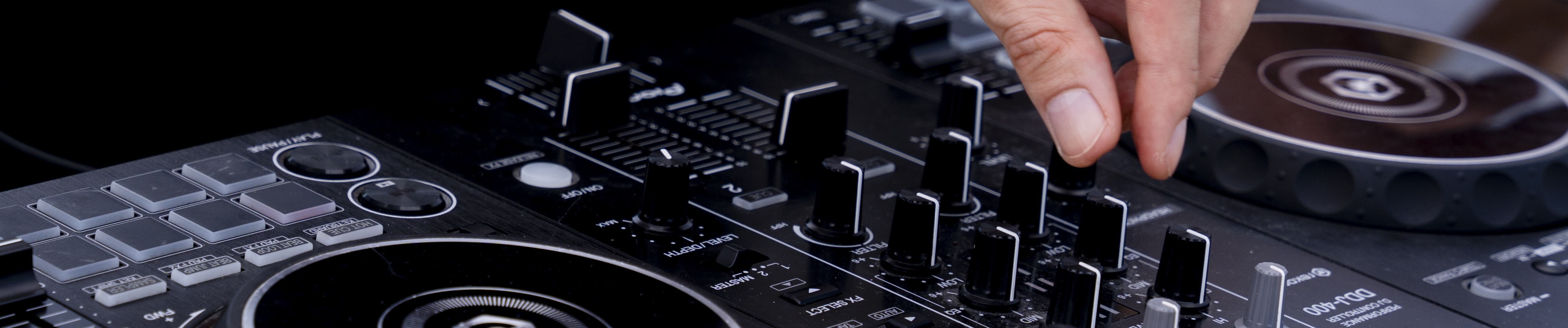 Stream (麻生太郎BGM) もっぴーさうんど - Escort (Tin Remix) by Tin