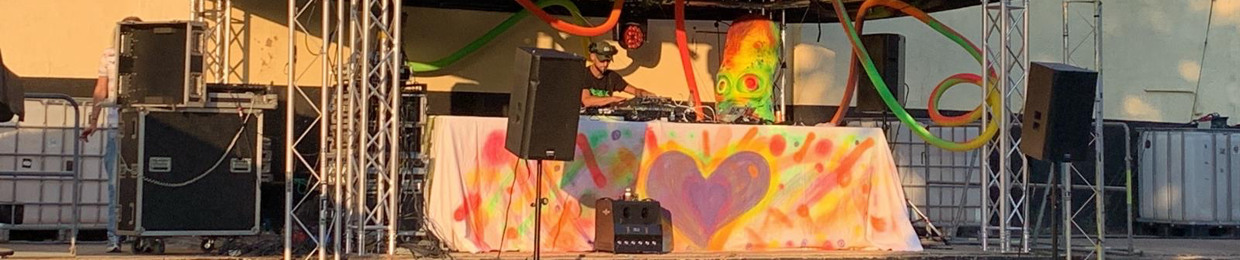 BlackMaskTechno