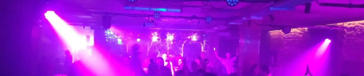 Brett Johnston / Monkey 🙊😈